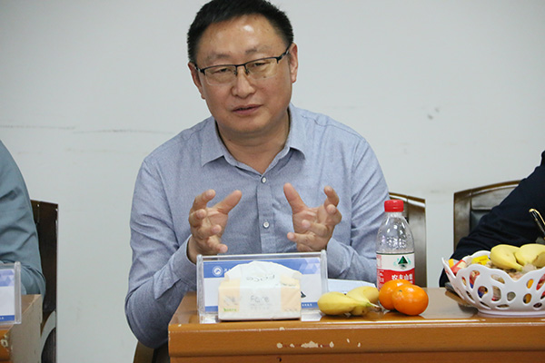 2057118ff5fa4ce386b8140b020677d6.jpg 王鹏飞.JPG