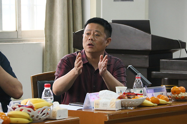58f44bdeb1c140f4914259d63d48b6ee.jpg 卢明.JPG