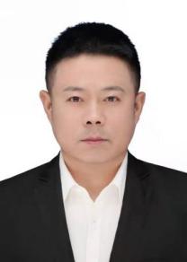 6cc4d4a4edec4e75bbf7ff4d5b973832.jpg 卢明.jpg