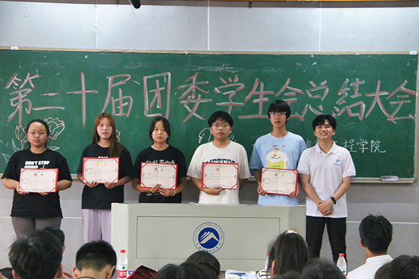 a0ae364ab655484fb24d9124ca4be718.jpg